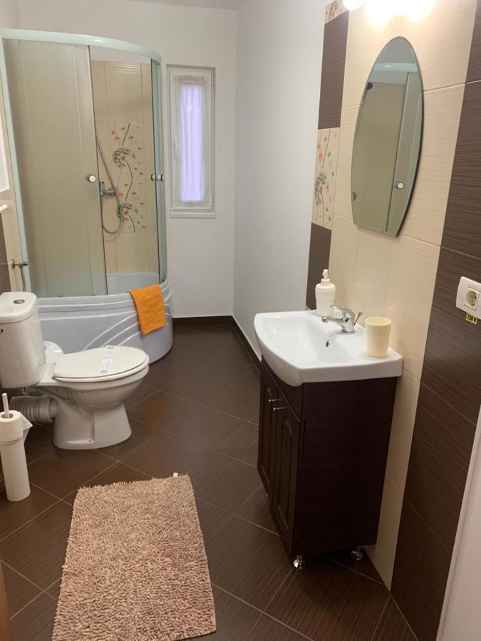 מלון Dorf Haus Văliug מראה חיצוני תמונה